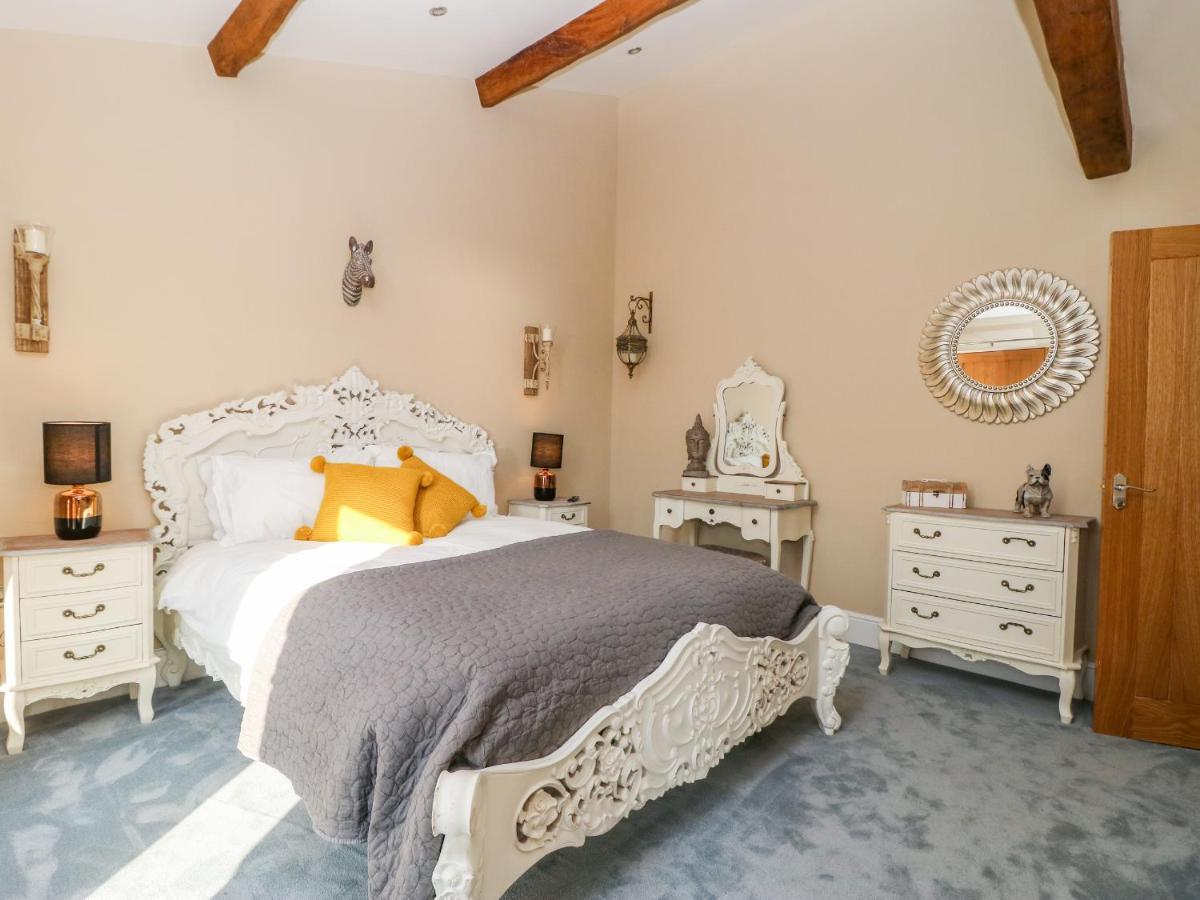 Snave Cottage Skipton Bagian luar foto